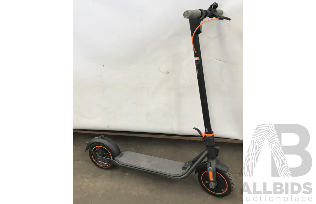 Segway Ninebot F40A Electric Scooter
