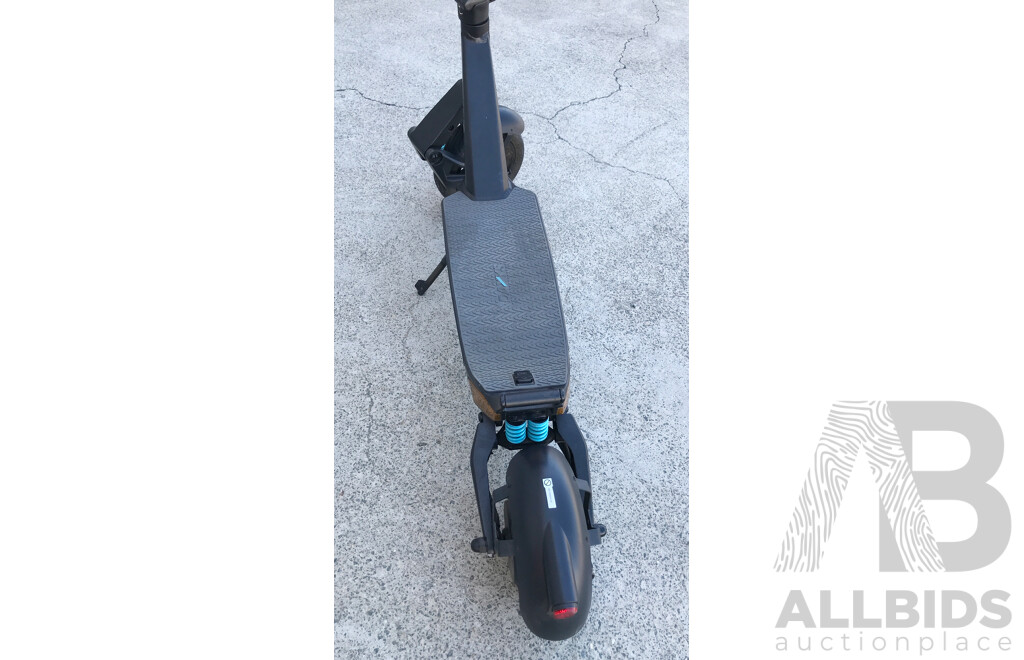 DAXYS Bandicoot Electric Scooter