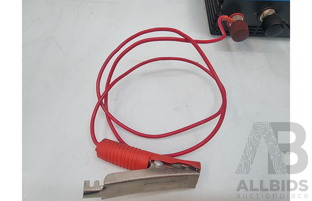 Calibre Precision Power Performance 12V Battery Charger & Power Supply