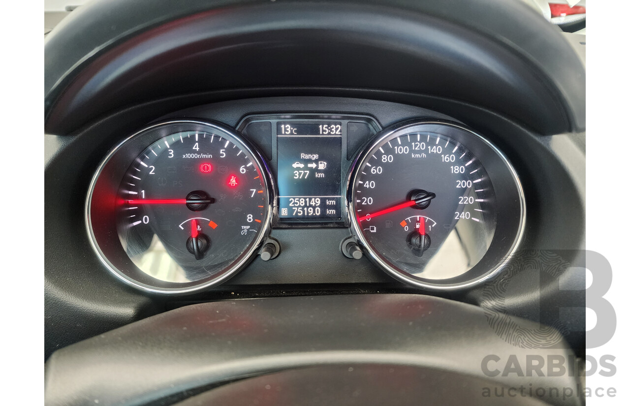 8/2013 Nissan Dualis Ti-L (4x2) J10 MY13 4d Wagon White 2.0L