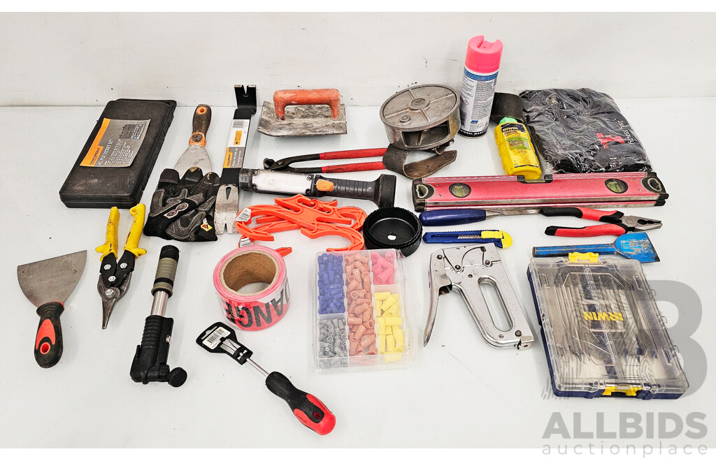 Makita Toolbag W/ Tools