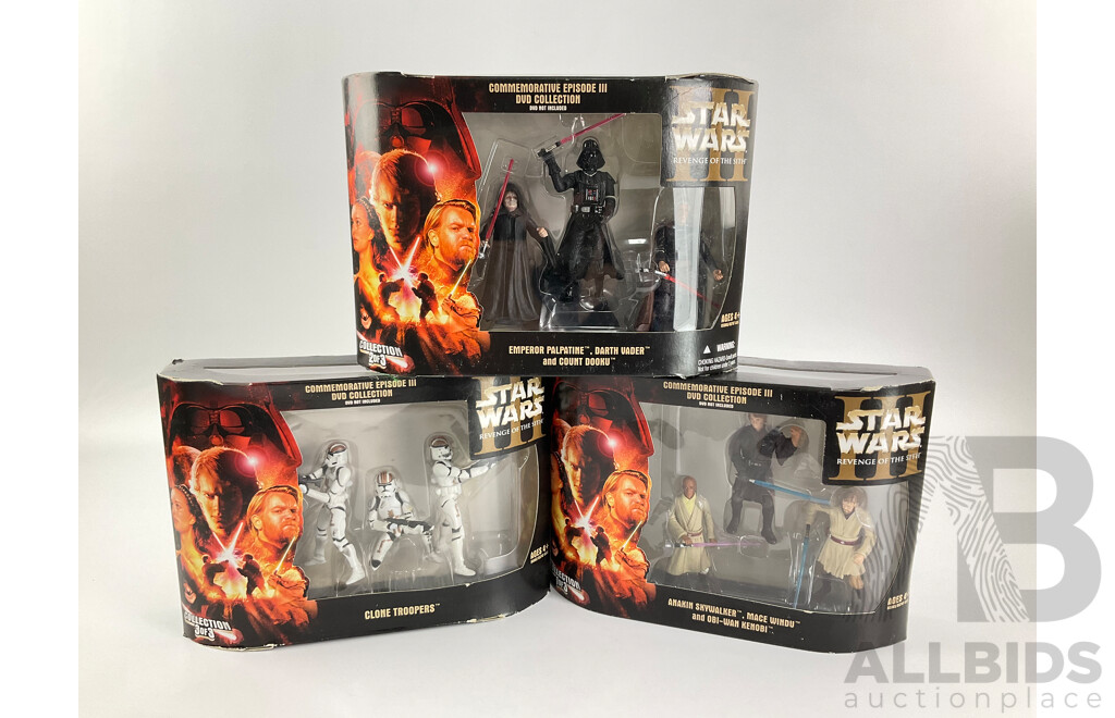 Boxed Hasbro Star Wars Revenge of the Sith Emperor Palpatine, Darth Vader, Count Dooku and Clone Troopers