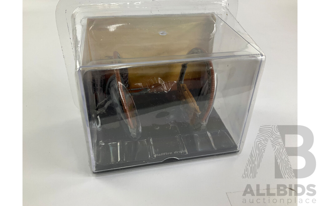 Collection of Star Wars Black Series Figures and Vehicles Including Darth Maul Vs Obi Wan Kenobi, Shaak Ti, Finn, Maz Kanata, Rey, BB-8, Homing Spider Droid, AT-ST, Starfreighter, Hailfire Droid