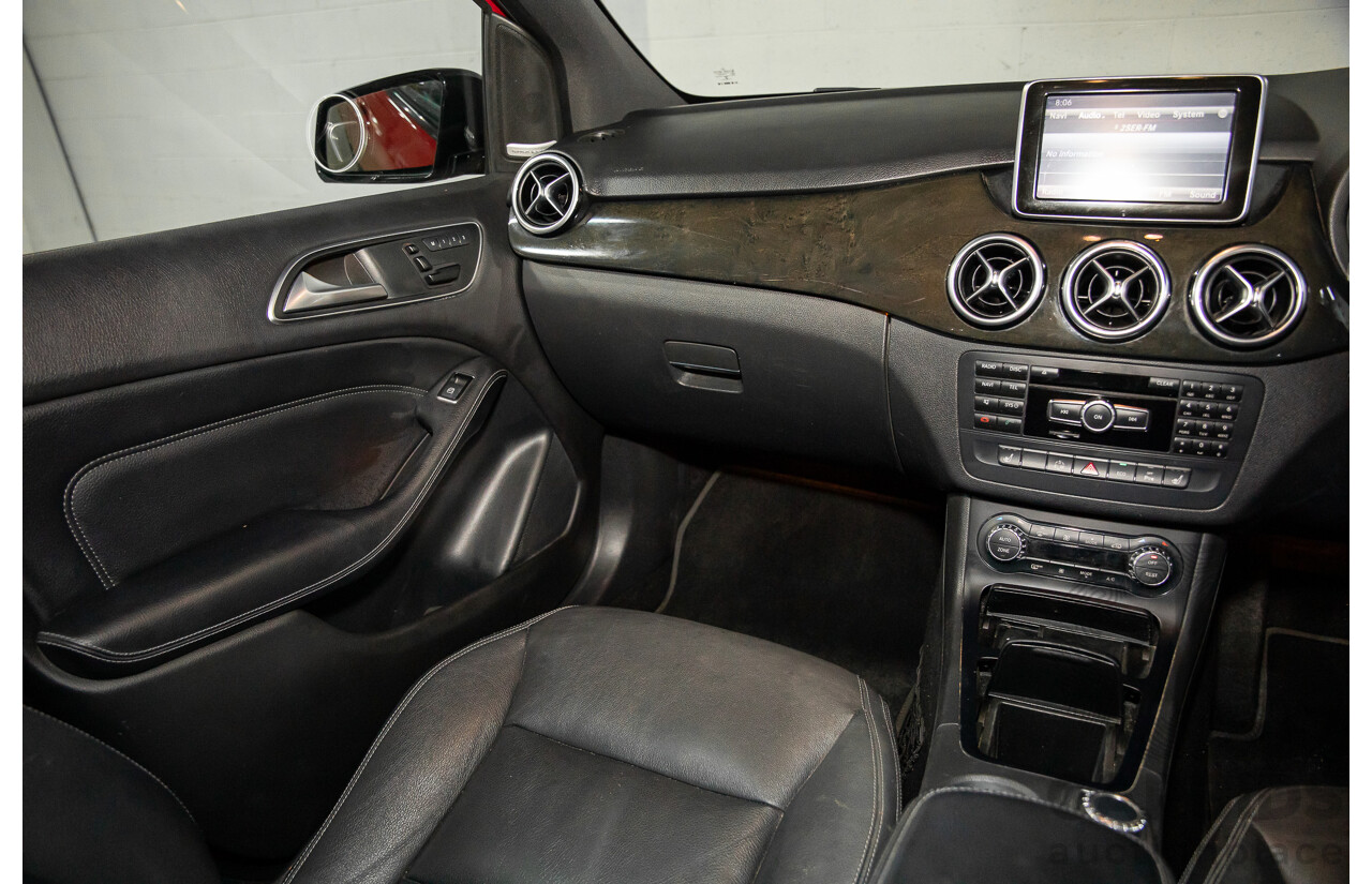 11/2012 Mercedes-Benz B250 BE 246 MY13 5d Hatchback Jupiter Red Turbo 2.0L