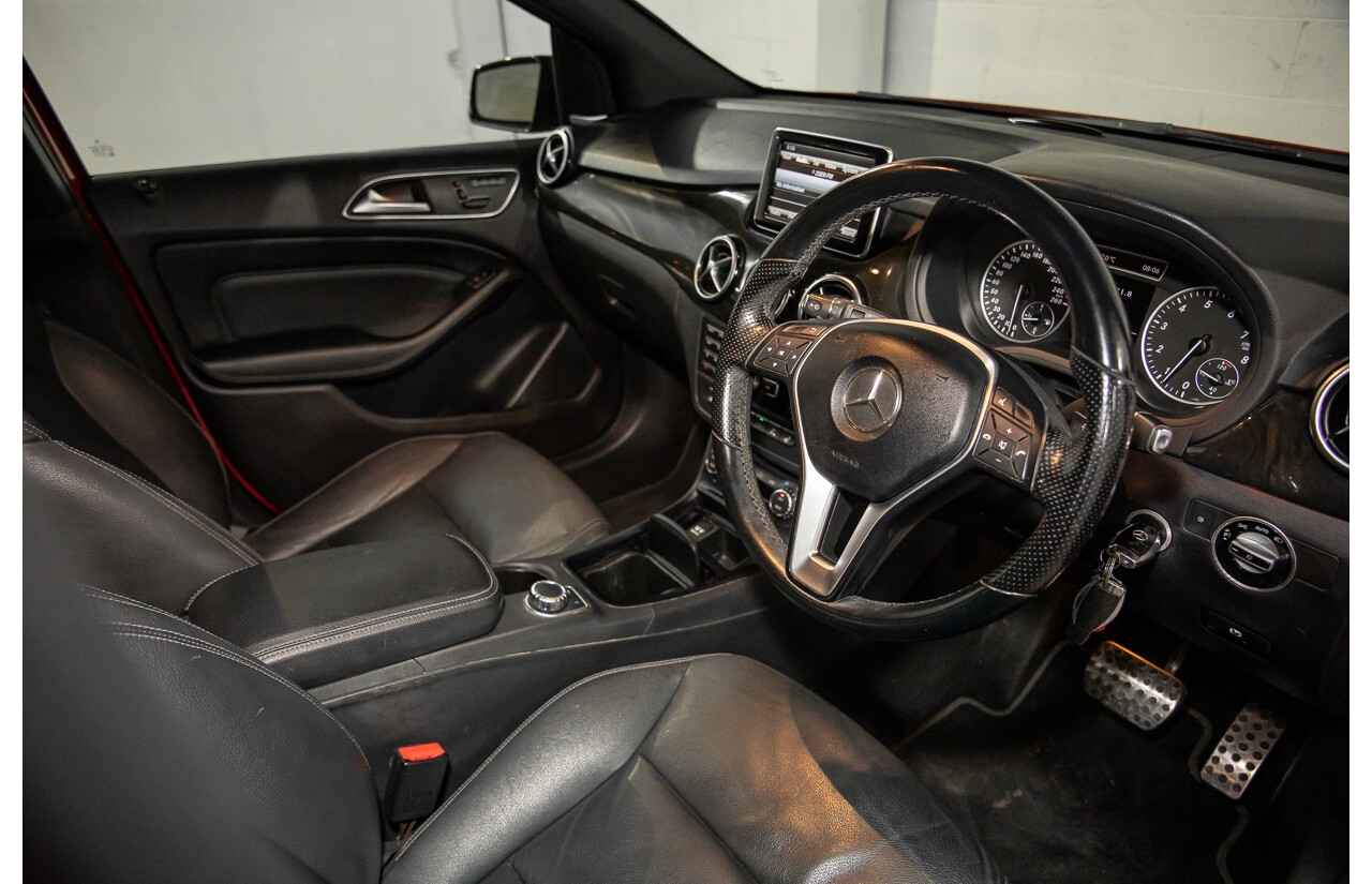 11/2012 Mercedes-Benz B250 BE 246 MY13 5d Hatchback Jupiter Red Turbo 2.0L