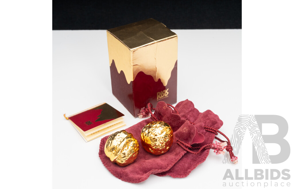 RISIS Natural Walnuts Plated in 999 Gold for Palm Exercises - Lot of 2