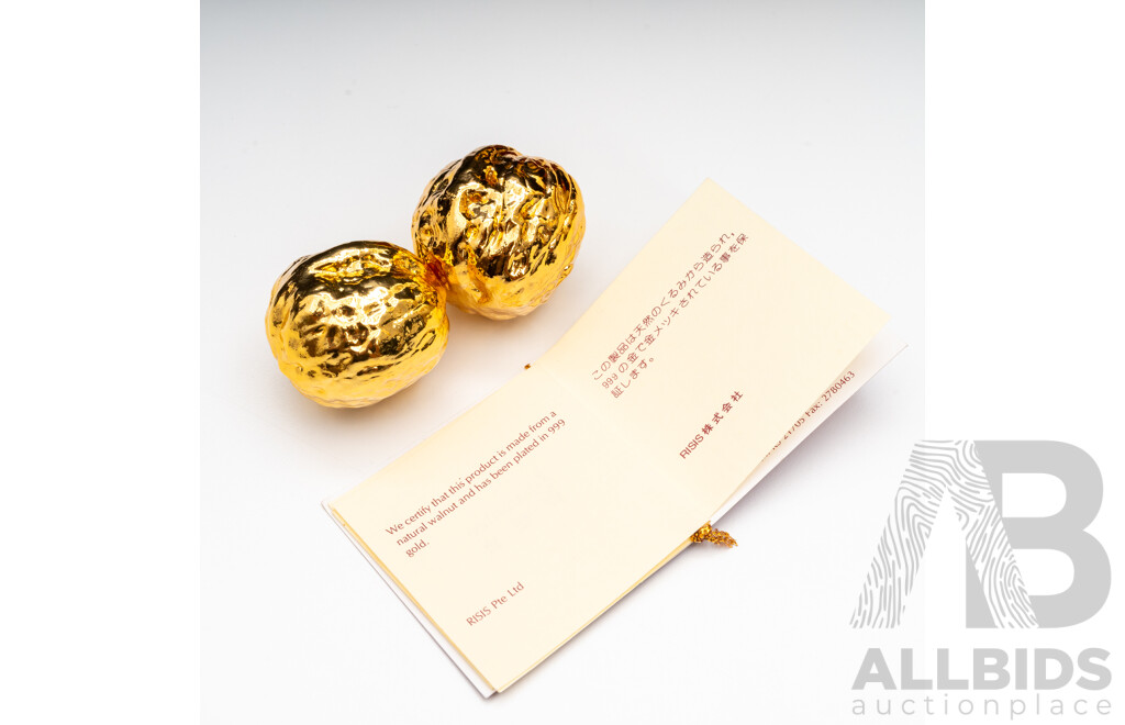 RISIS Natural Walnuts Plated in 999 Gold for Palm Exercises - Lot of 2