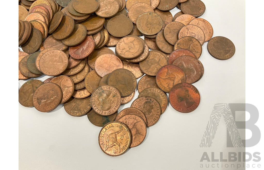 Collection of Australian KGVI/QE2 Pennies, Examples Spanning 1952 to 1964
