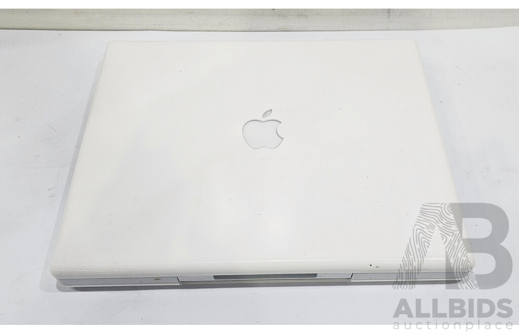 Apple (A1134) PowerPC 7447a (G4)  1.42GHz CPU 14-Inch IBook