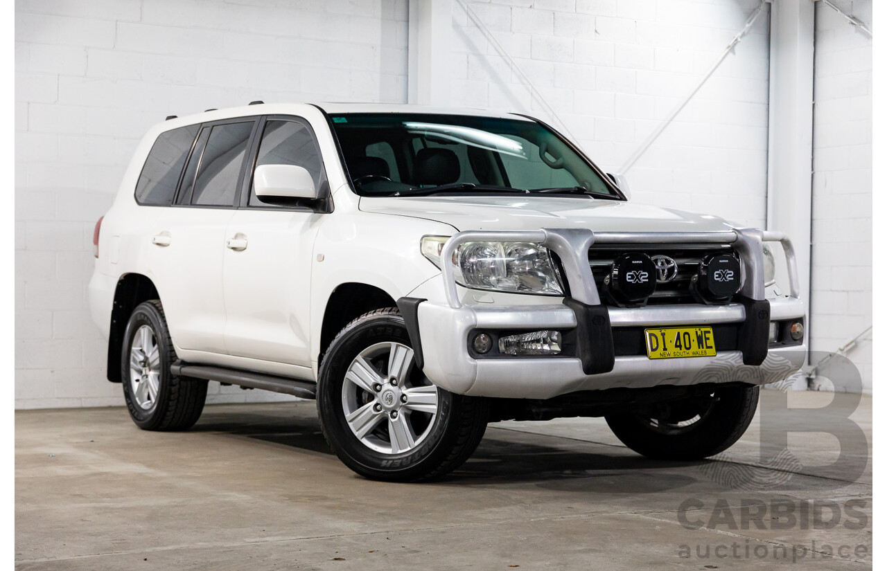 6/2009 Toyota Landcruiser Sahara (4x4) VDJ200R 09 UPGRADE 4d Wagon Crystal White Pearl Turbo Diesel V8 4.5L
