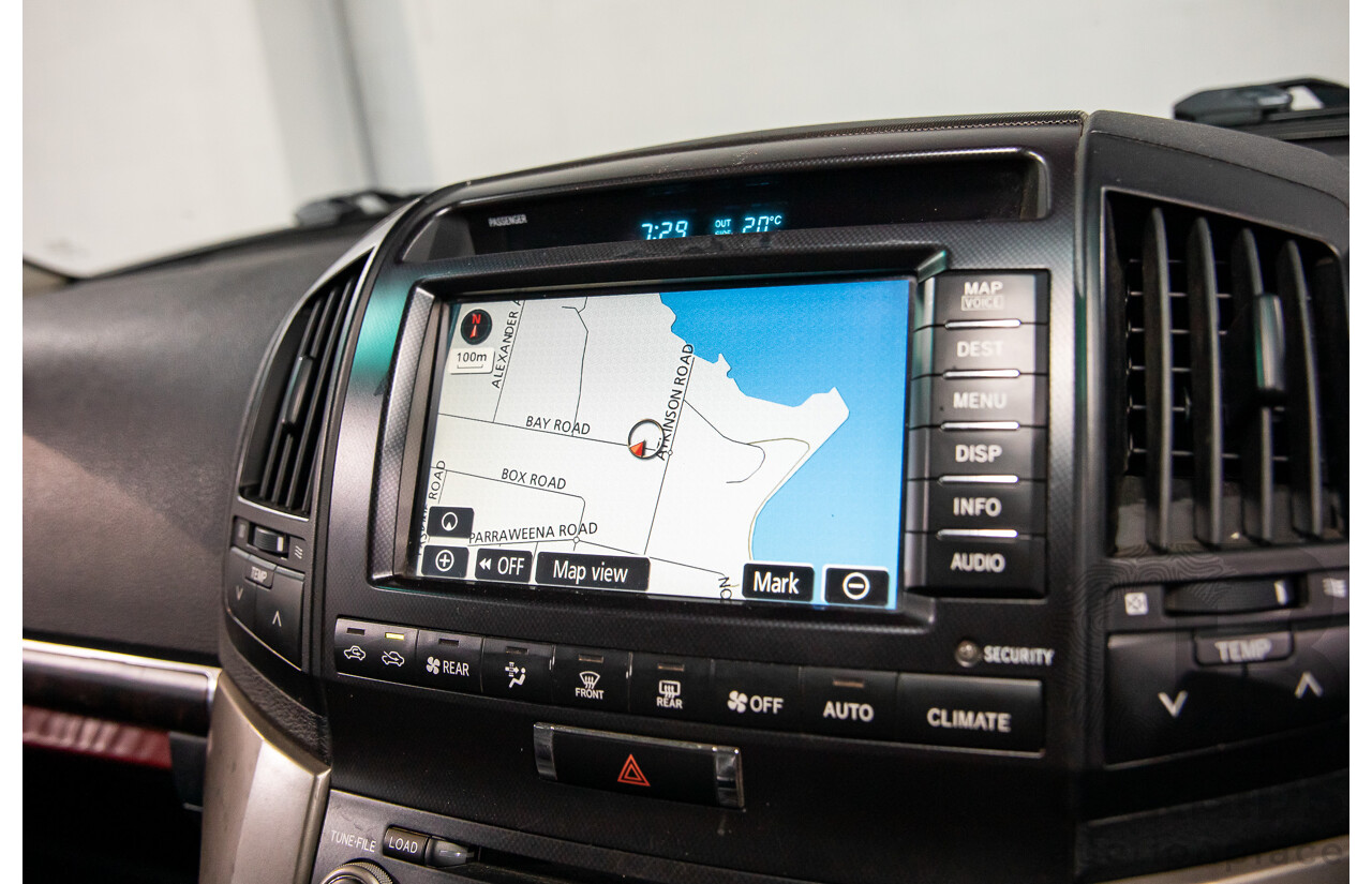 6/2009 Toyota Landcruiser Sahara (4x4) VDJ200R 09 UPGRADE 4d Wagon Crystal White Pearl Turbo Diesel V8 4.5L