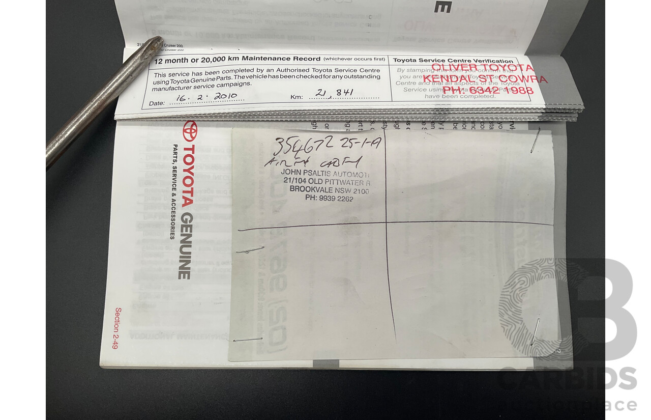 6/2009 Toyota Landcruiser Sahara (4x4) VDJ200R 09 UPGRADE 4d Wagon Crystal White Pearl Turbo Diesel V8 4.5L