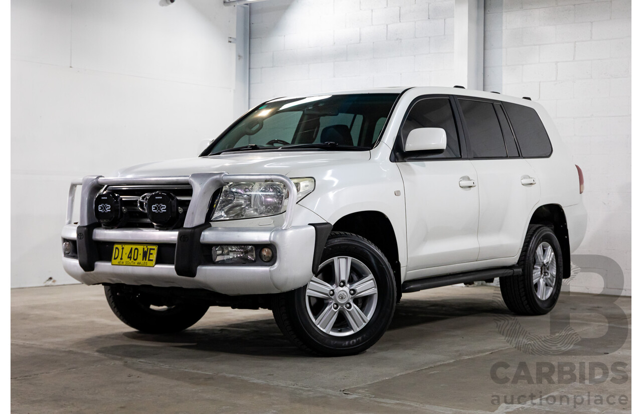 6/2009 Toyota Landcruiser Sahara (4x4) VDJ200R 09 UPGRADE 4d Wagon Crystal White Pearl Turbo Diesel V8 4.5L