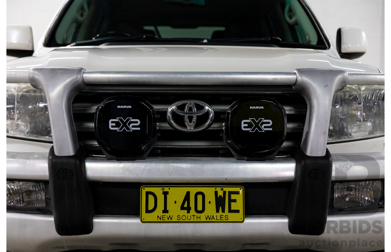 6/2009 Toyota Landcruiser Sahara (4x4) VDJ200R 09 UPGRADE 4d Wagon Crystal White Pearl Turbo Diesel V8 4.5L