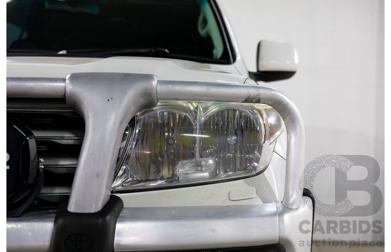 6/2009 Toyota Landcruiser Sahara (4x4) VDJ200R 09 UPGRADE 4d Wagon Crystal White Pearl Turbo Diesel V8 4.5L