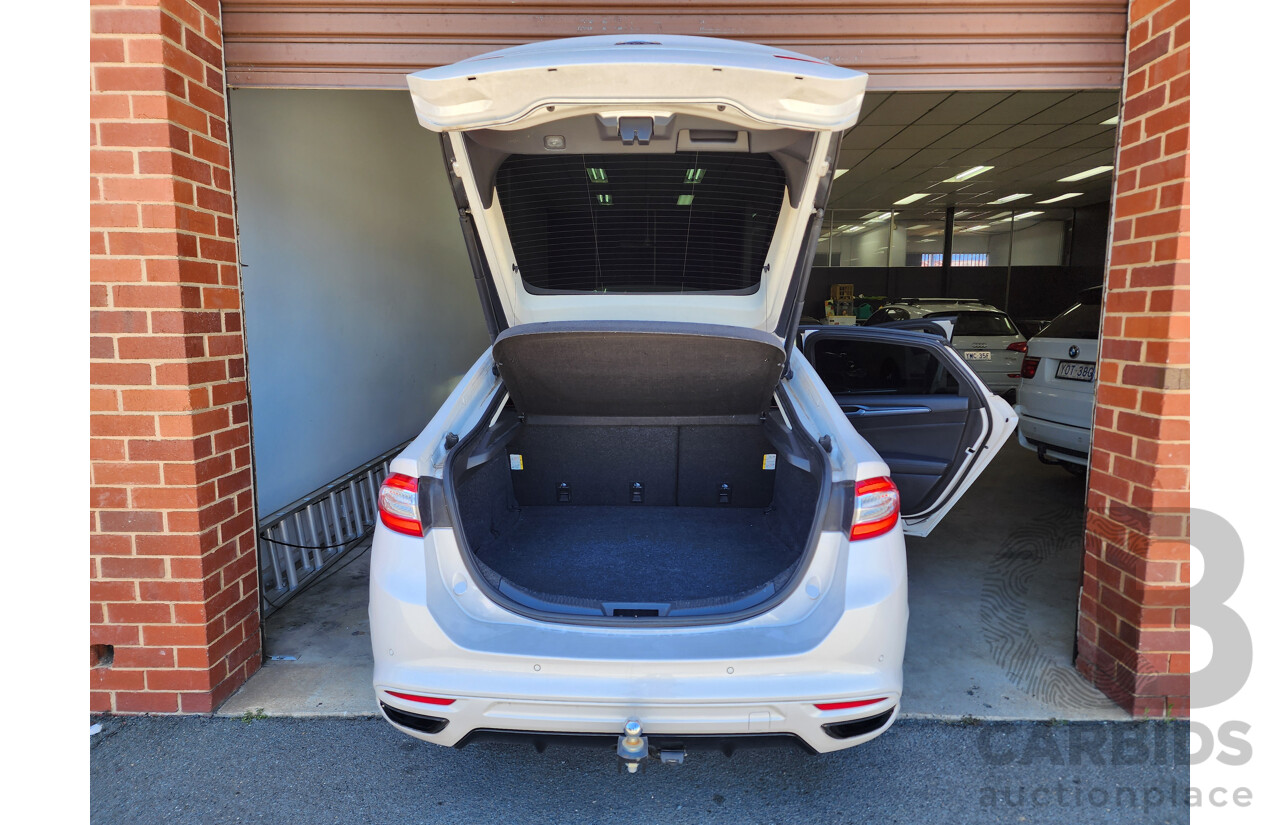 1/2016 Ford Mondeo Titanium MD 5d Hatchback White 2.0L