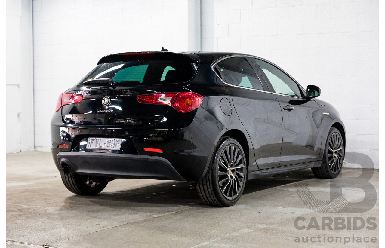 2/2015 Alfa Romeo Giulietta Distinctive MY15 5d Hatchback Alfa Black Turbo 1.4L