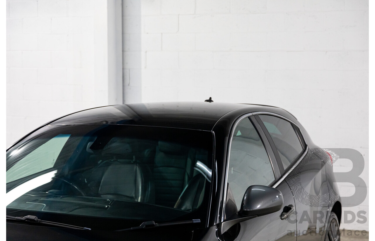 2/2015 Alfa Romeo Giulietta Distinctive MY15 5d Hatchback Alfa Black Turbo 1.4L