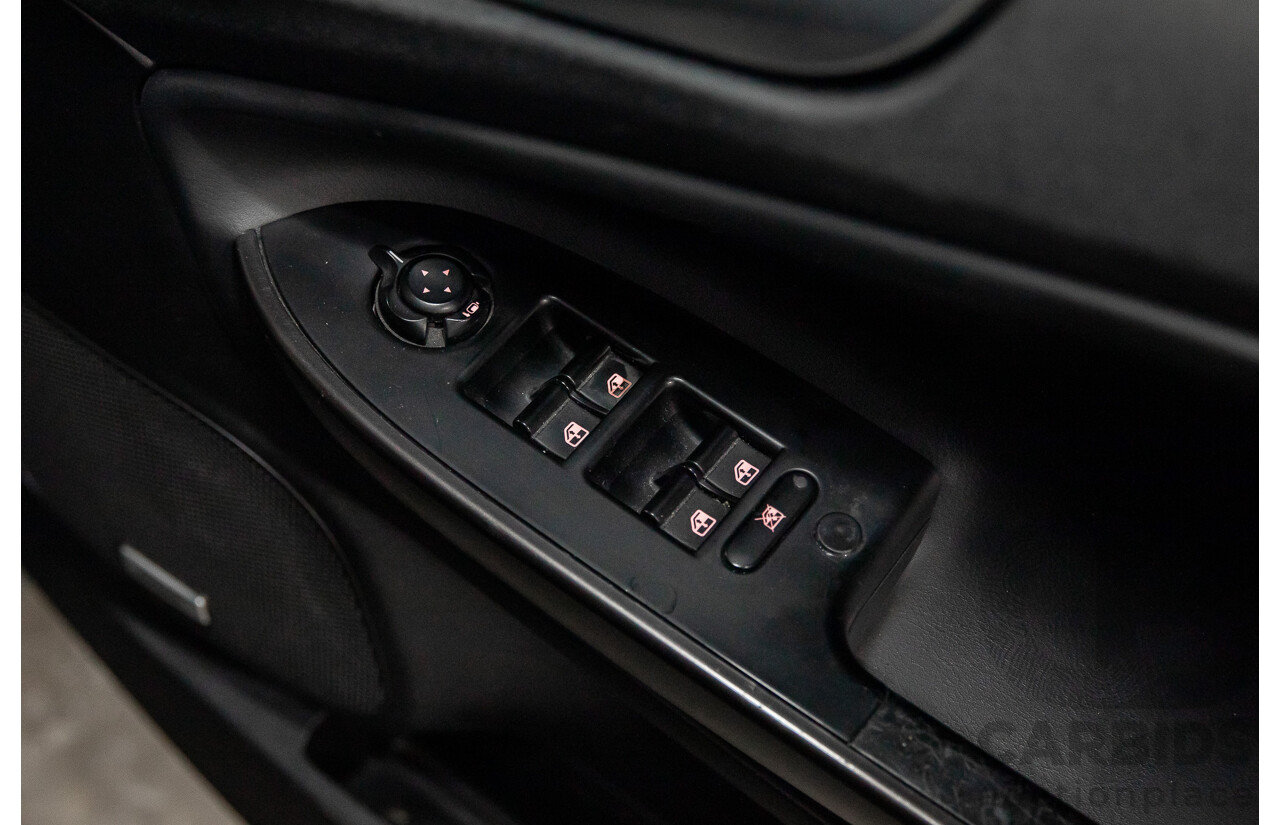 2/2015 Alfa Romeo Giulietta Distinctive MY15 5d Hatchback Alfa Black Turbo 1.4L