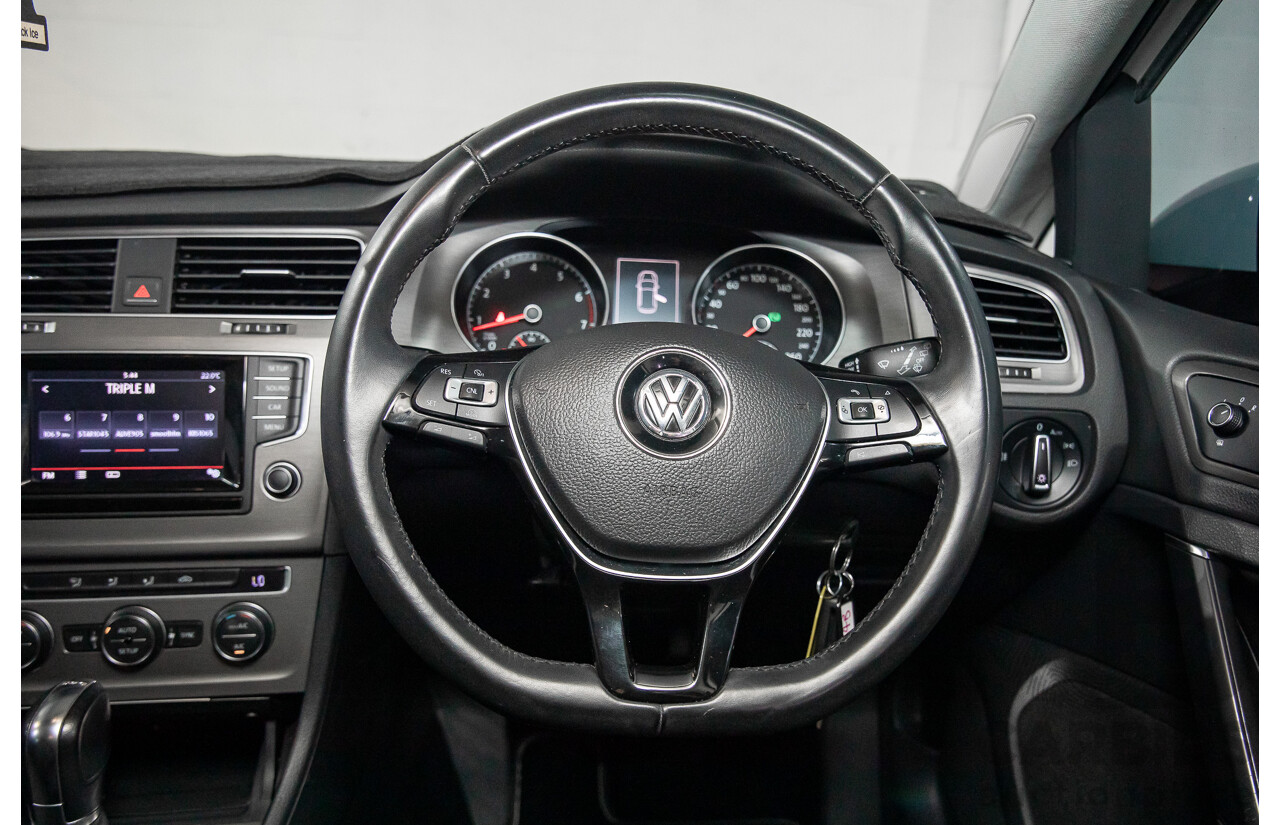 8/2013 Volkswagen Golf 90 TSI Comfortline AU 5d Hatchback Pure White Turbo 1.4L