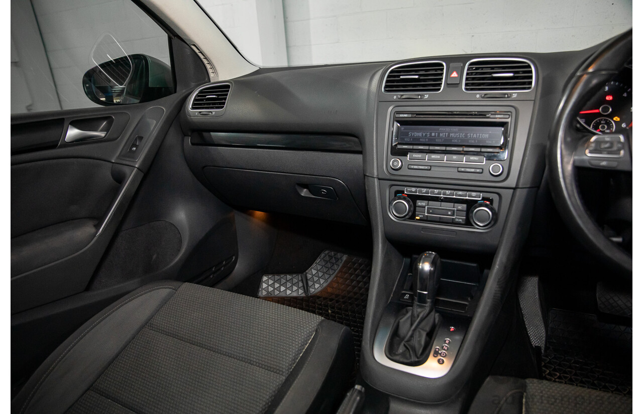 8/2011 Volkswagen Golf 103 TDI Comfortline 1K MY11 4d Wagon Reflex Silver Turbo Diesel 2.0L