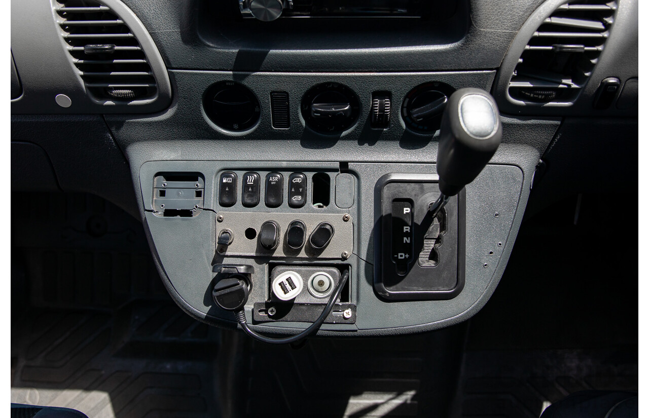 11/2004 Mercedes-Benz Sprinter 316CDI LWB (RWD) Van Arctic White Turbo Diesel 2.7L - Custom Camper