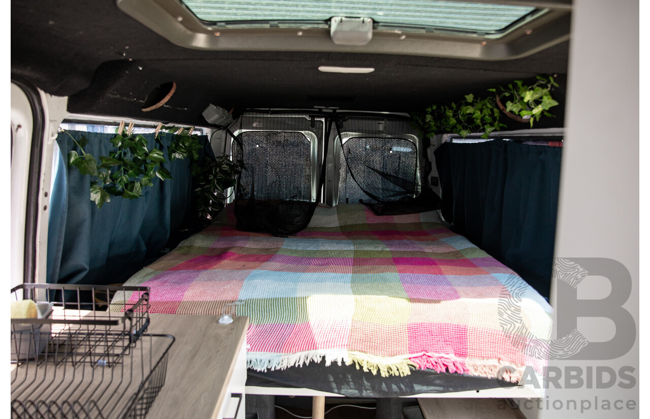 11/2004 Mercedes-Benz Sprinter 316CDI LWB (RWD) Van Arctic White Turbo Diesel 2.7L - Custom Camper