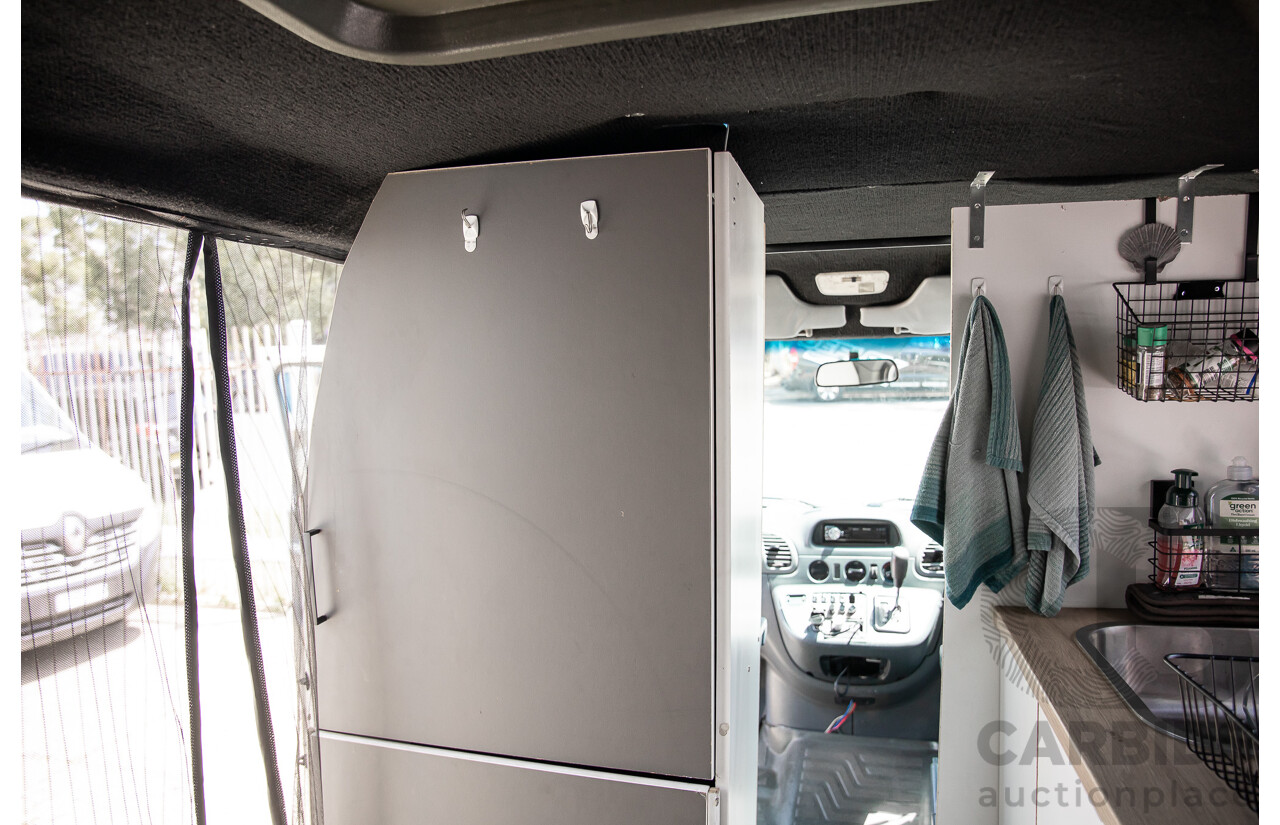 11/2004 Mercedes-Benz Sprinter 316CDI LWB (RWD) Van Arctic White Turbo Diesel 2.7L - Custom Camper