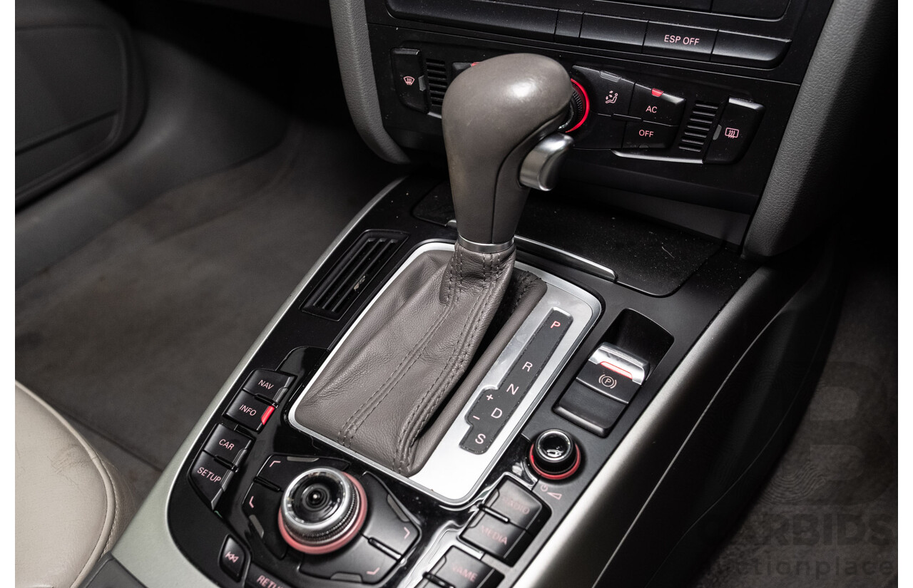 1/2010 Audi A4 2.0 TDI B8 (8K) 4d Sedan Deep Sea Blue Metallic Turbo Diesel 2.0L