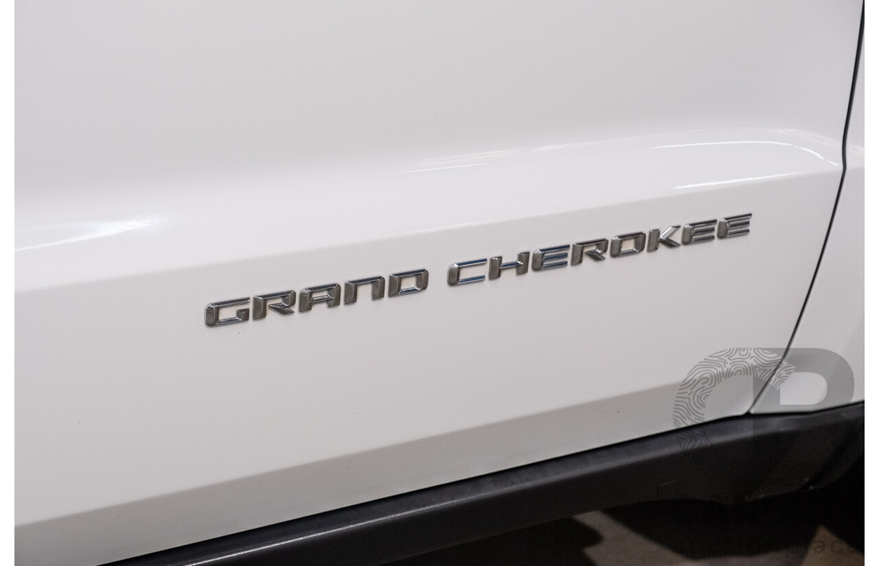 10/2015 Jeep Grand Cherokee Limited (4x4) WK MY15 4d Wagon Bright White Turbo Diesel V6 3.0L