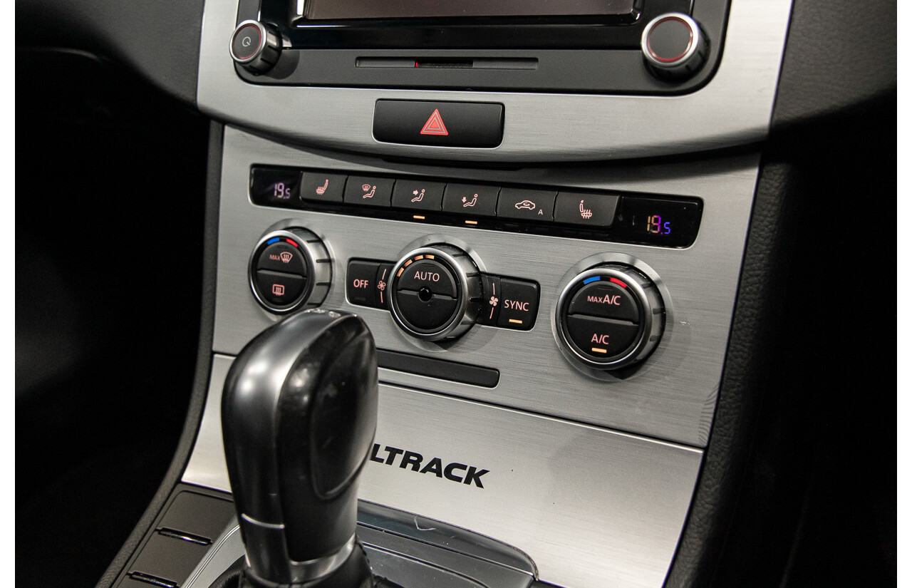 11/2014 Volkswagen Passat Alltrack 3C MY15 4d Wagon Icelandic Grey Metallic Turbo Diesel 2.0L