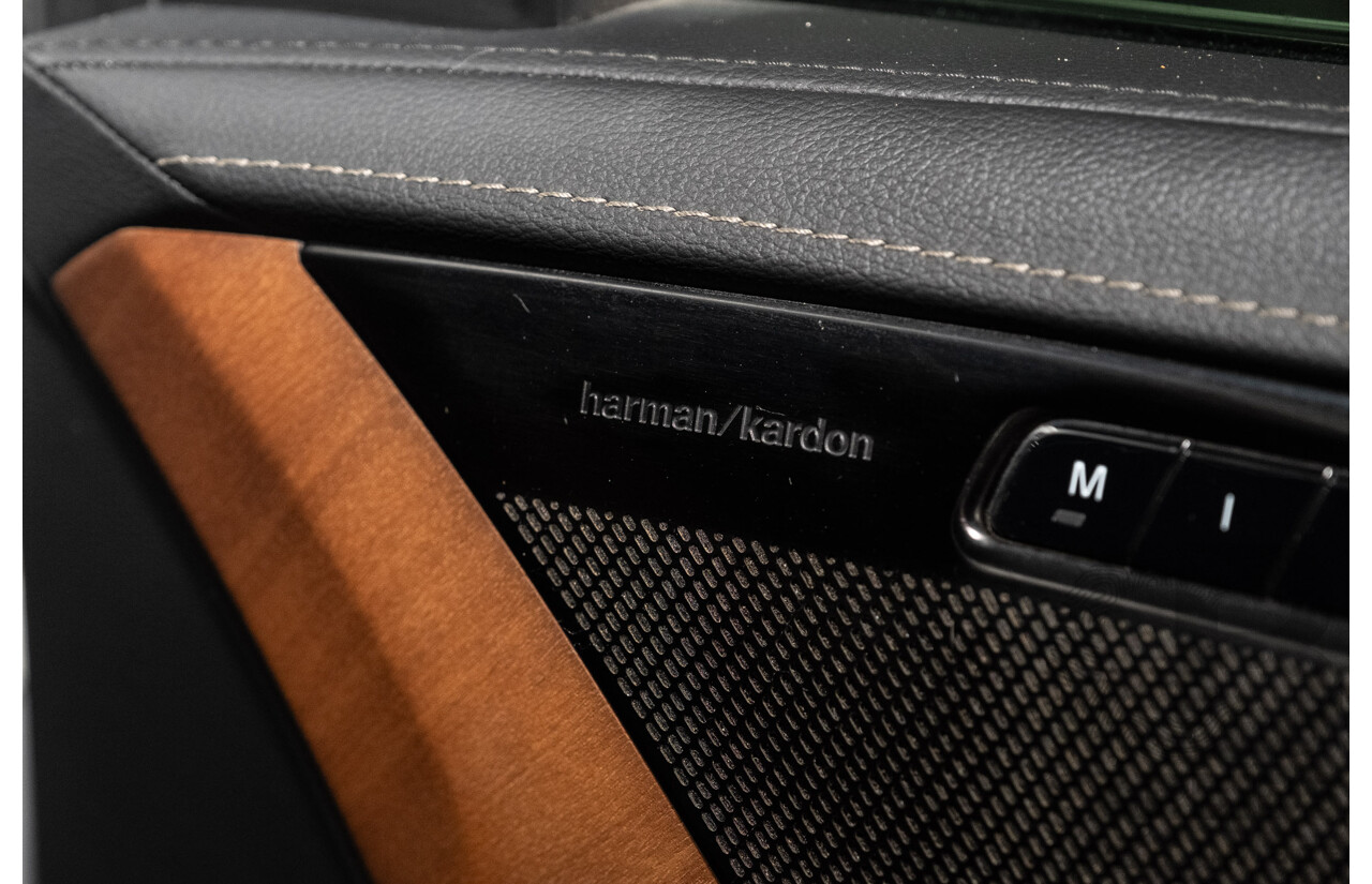 04/2021 Volvo XC90 D5 Inscription Polestar Upgrade (AWD) 256 MY21 4d Wagon Ice White Twin Turbo Diesel 2.0L