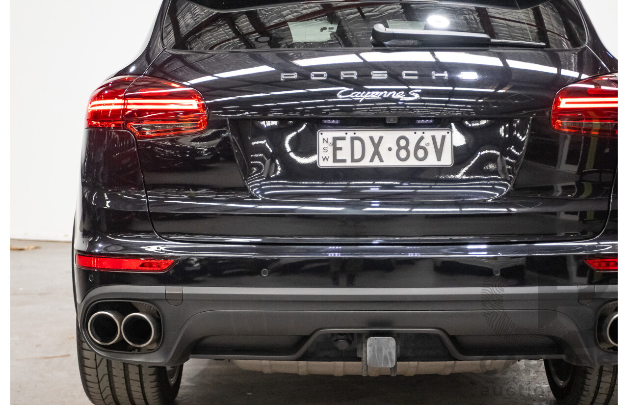 11/2014 Porsche Cayenne S (AWD) Series 2 92A MY15 4d Wagon Deep Black Metallic Turbo V6 3.6L