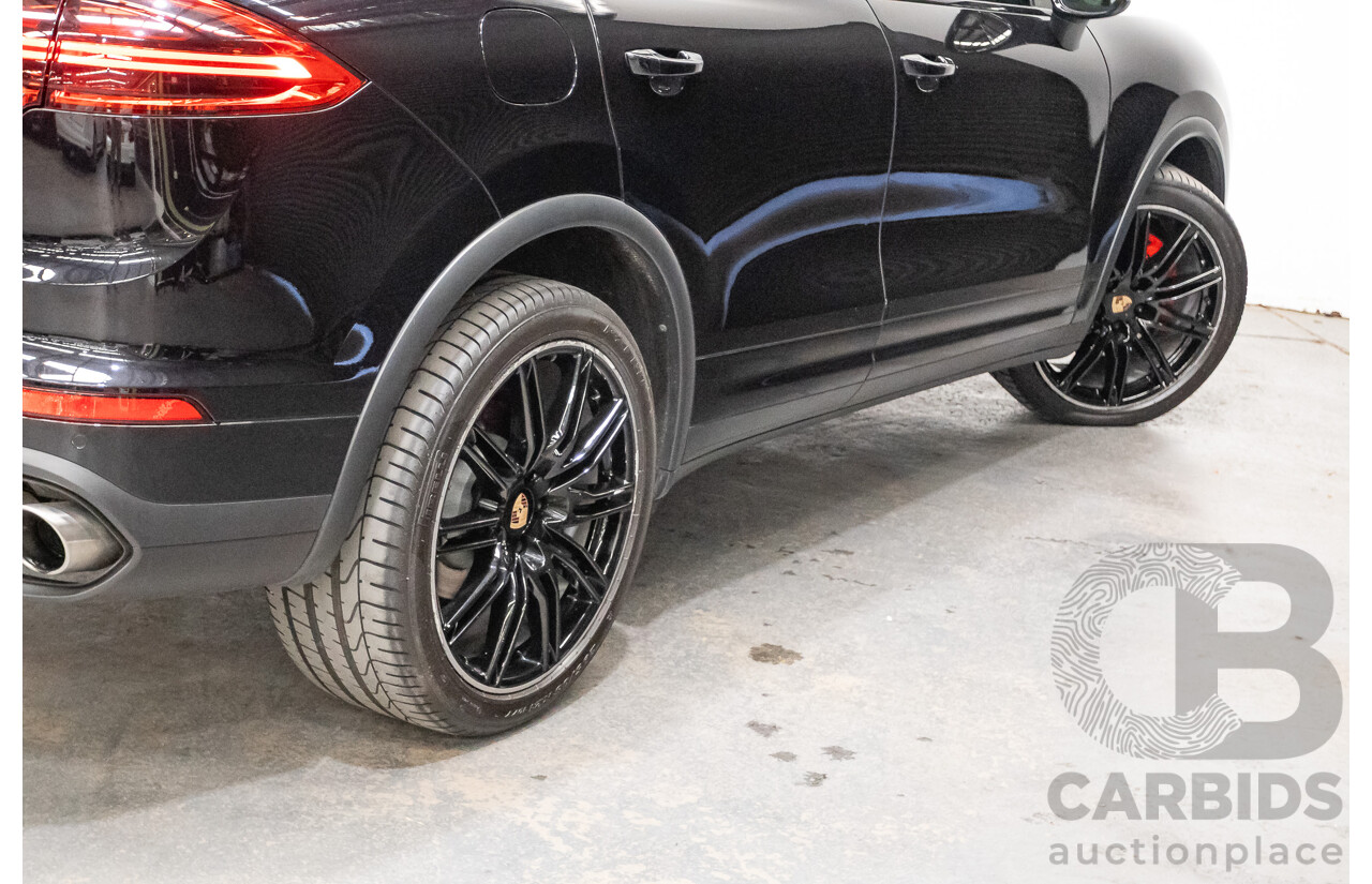 11/2014 Porsche Cayenne S (AWD) Series 2 92A MY15 4d Wagon Deep Black Metallic Turbo V6 3.6L