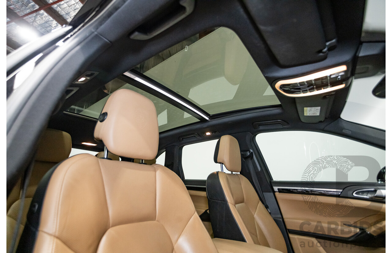 11/2014 Porsche Cayenne S (AWD) Series 2 92A MY15 4d Wagon Deep Black Metallic Turbo V6 3.6L