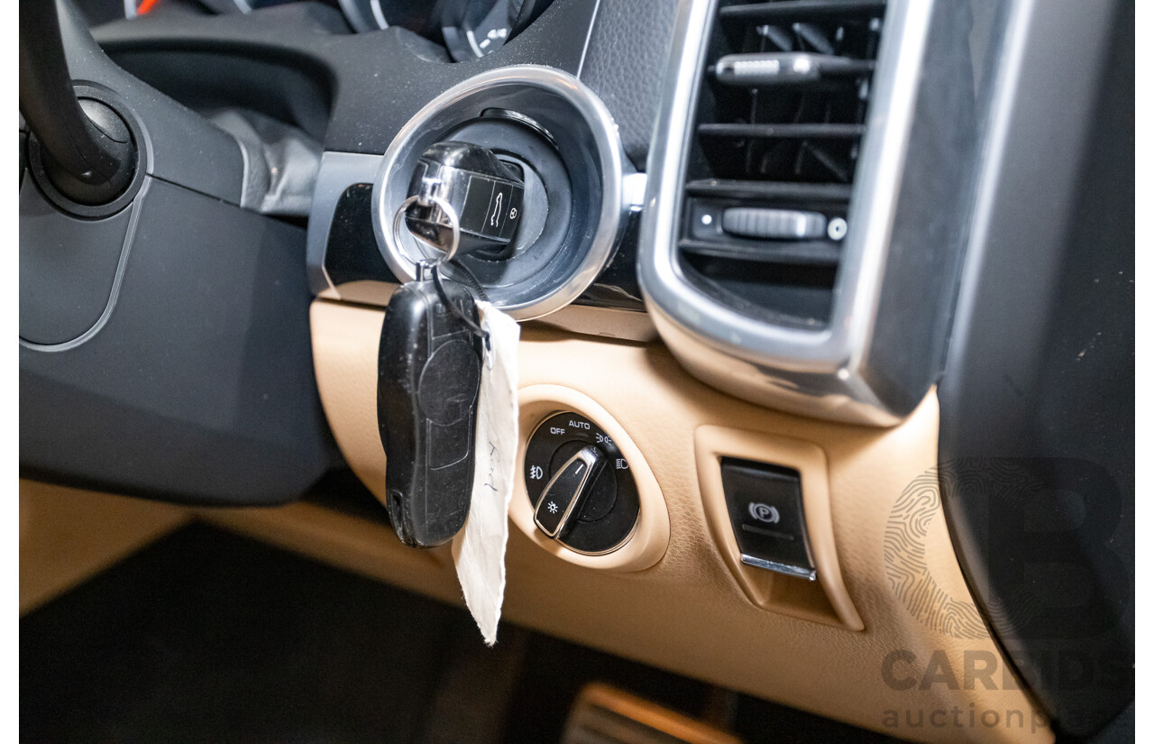 11/2014 Porsche Cayenne S (AWD) Series 2 92A MY15 4d Wagon Deep Black Metallic Turbo V6 3.6L