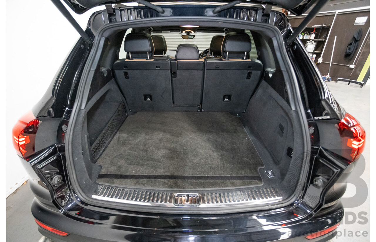 11/2014 Porsche Cayenne S (AWD) Series 2 92A MY15 4d Wagon Deep Black Metallic Turbo V6 3.6L