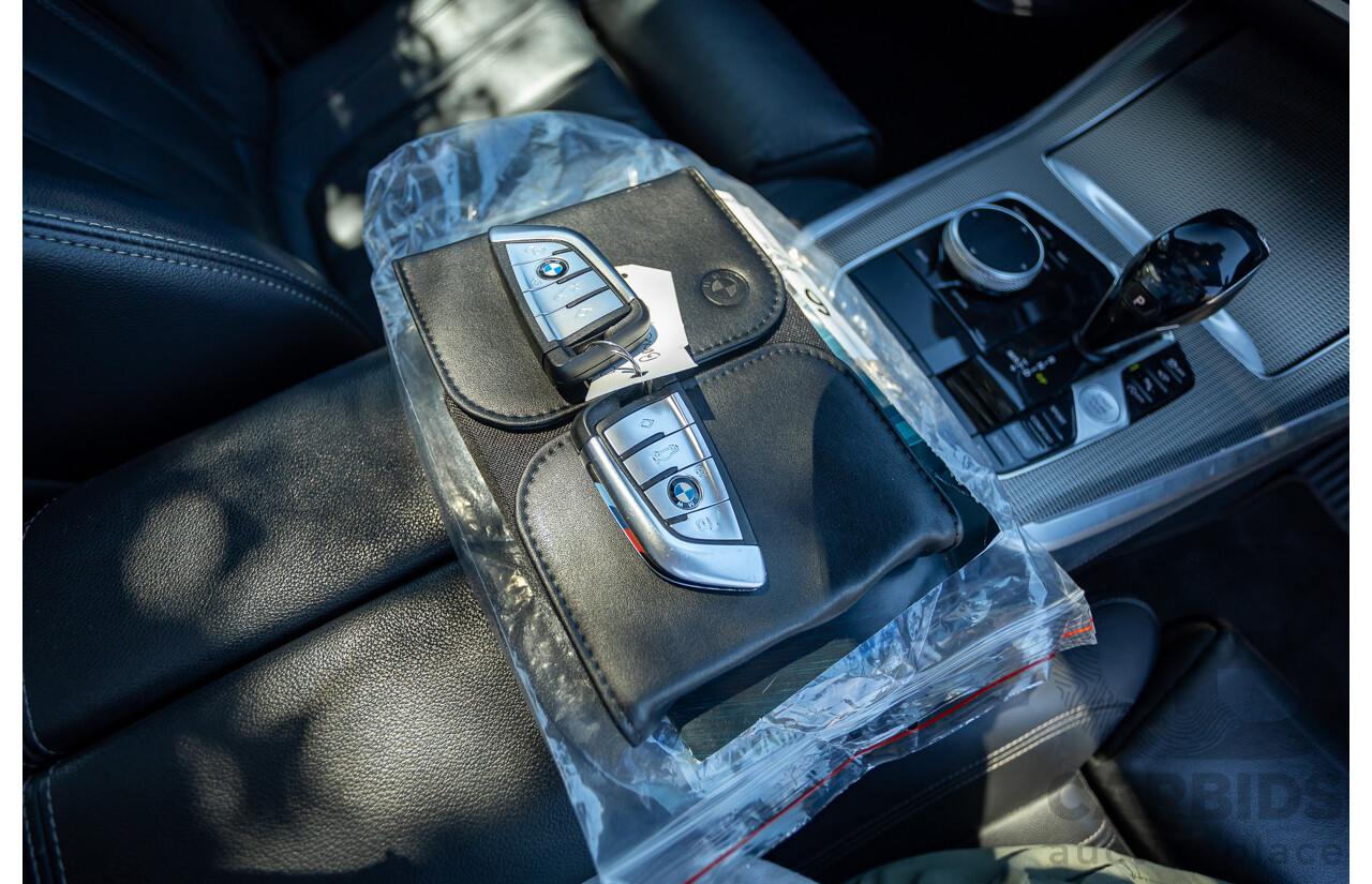 09/2019 BMW X5 xDrive30d M-Sport Performance Package (4x4) MY20 G05 4d Wagon Phytonic Blue Metallic Turbo Diesel 3.0L