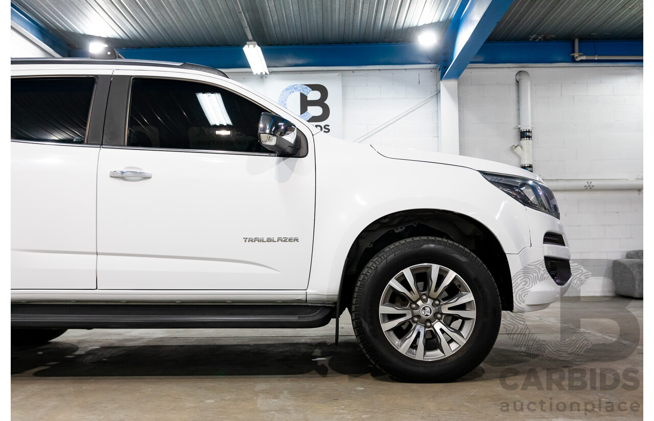 01/2017 Holden Trailblazer LTZ (4x4) RG MY17 4d Wagon Summit White Turbo Diesel 2.8L