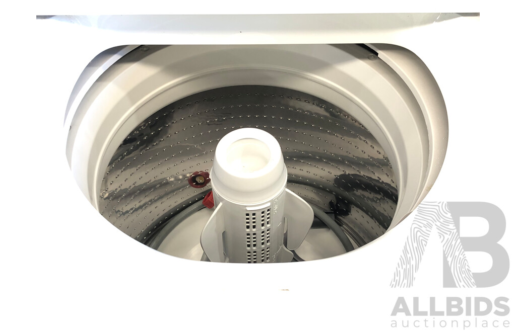 Fisher and Paykel Washsmart 8.5kg Top Loader Washing Machine