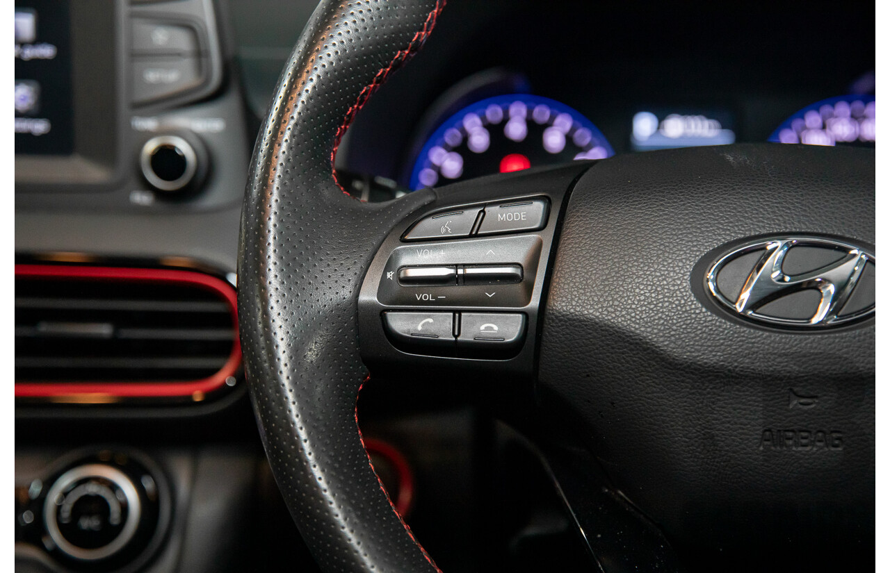 03/2018 Hyundai Kona Highlander (AWD) OS 4d Wagon Chalk White Turbo 1.6L