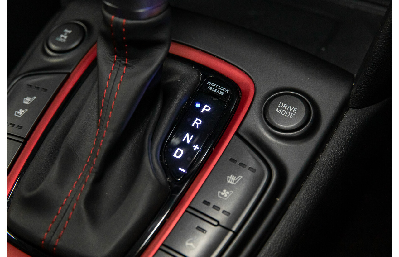 03/2018 Hyundai Kona Highlander (AWD) OS 4d Wagon Chalk White Turbo 1.6L