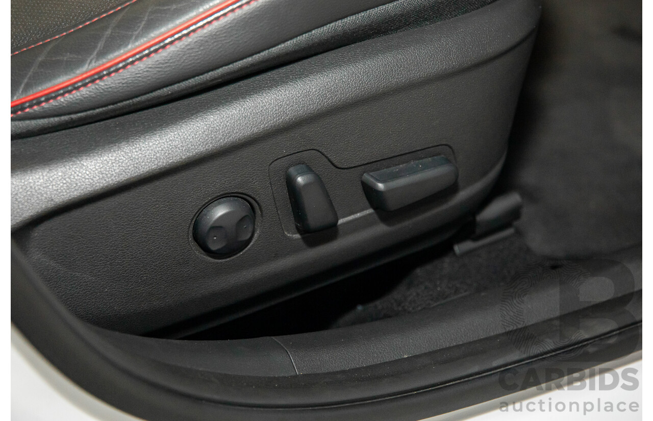 03/2018 Hyundai Kona Highlander (AWD) OS 4d Wagon Chalk White Turbo 1.6L