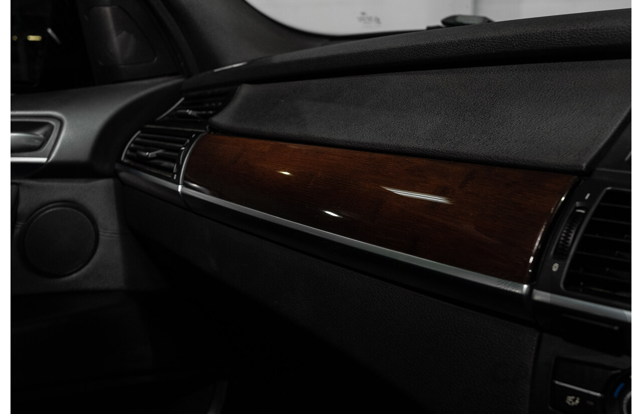 8/2013 Bmw X5 Xdrive 30d M Sport E70 MY12 UPGRADE 4d Wagon Carbon Black Metallic Turbo Diesel 3.0L