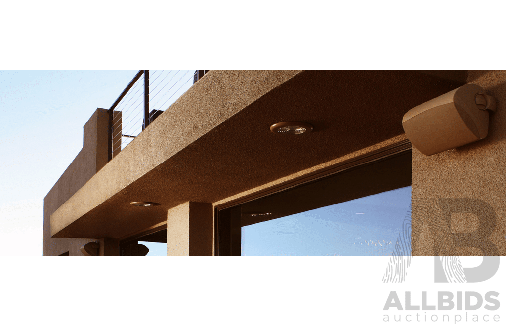 Pair  of PARADIGM STYLUS270W WhiteOutdoor Speaker