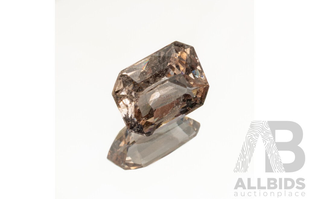 1.6ct Peach Sapphire