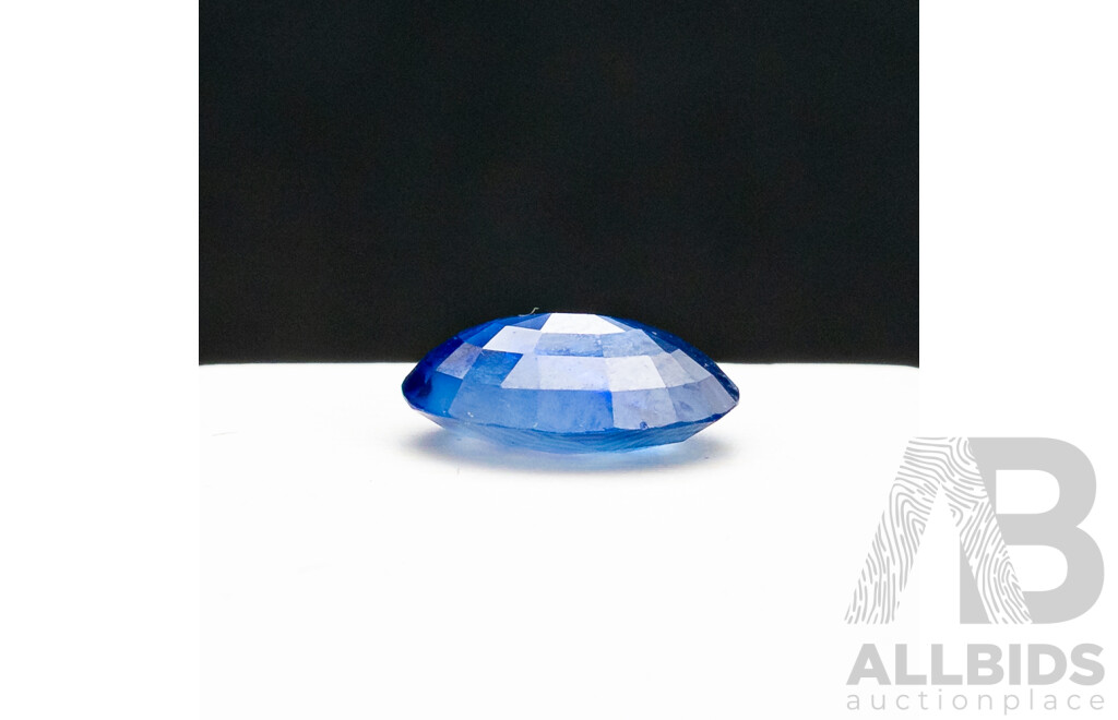 3.1ct Oval Royal Blue Sapphire