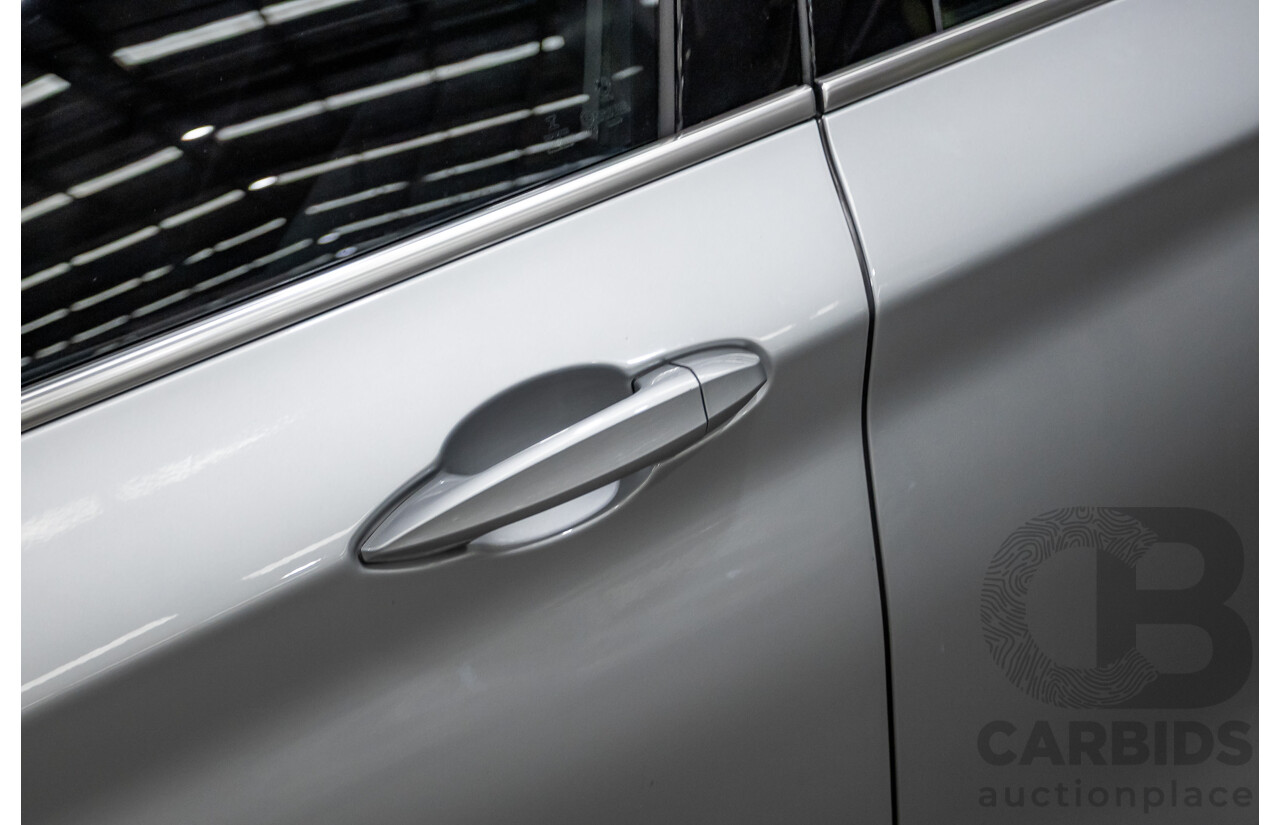 03/2016 BMW X1 sDrive 18D F48 4D Wagon Silver Turbo Diesel 2.0L