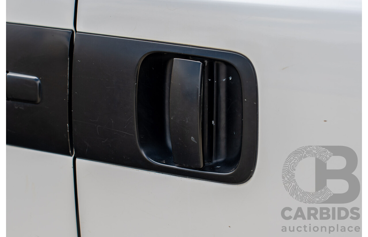 10/2020 Hyundai i-Load 3S TWIN SWING TQ4 MY21 4D Van Creamy White Turbo Diesel 2.5L