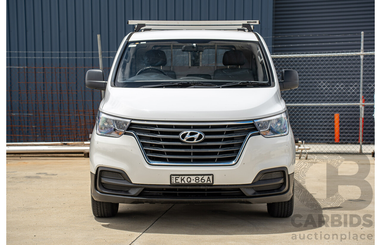 10/2020 Hyundai i-Load 3S TWIN SWING TQ4 MY21 4D Van Creamy White Turbo Diesel 2.5L